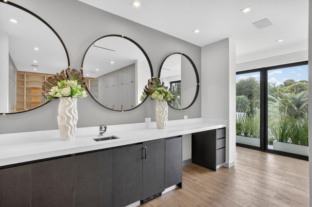 4312 NE 23 Avenue, Fort Lauderdale, FL 33308