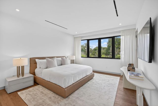 4312 NE 23 Avenue, Fort Lauderdale, FL 33308