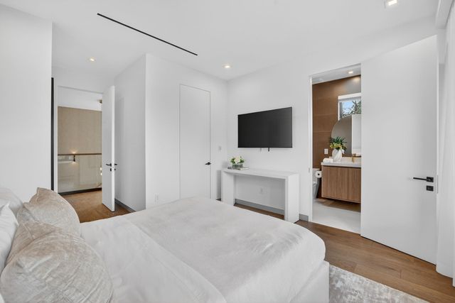 4312 NE 23 Avenue, Fort Lauderdale, FL 33308