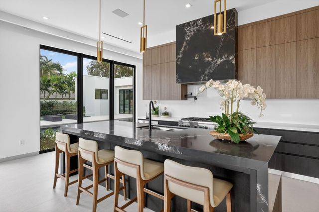 4312 NE 23 Avenue, Fort Lauderdale, FL 33308