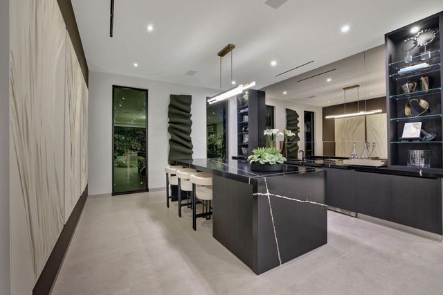 4312 NE 23 Avenue, Fort Lauderdale, FL 33308