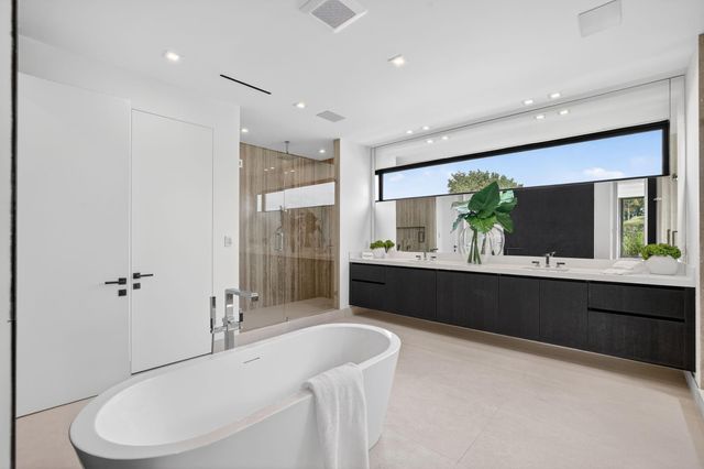 4312 NE 23 Avenue, Fort Lauderdale, FL 33308