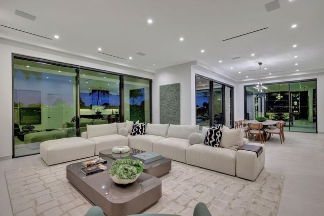 4312 NE 23 Avenue, Fort Lauderdale, FL 33308