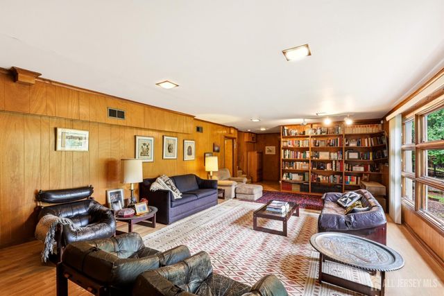 471 Lincoln Avenue, Highland Park, NJ 08904
