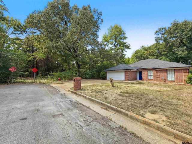 2100 Pinkerton Dr, Tyler, TX 75701