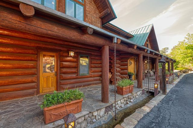 12755 Rusty Spur Lane, Clovis, CA 93619