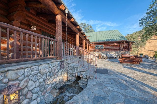 12755 Rusty Spur Lane, Clovis, CA 93619