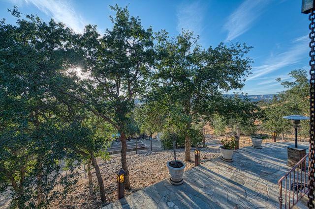 12755 Rusty Spur Lane, Clovis, CA 93619