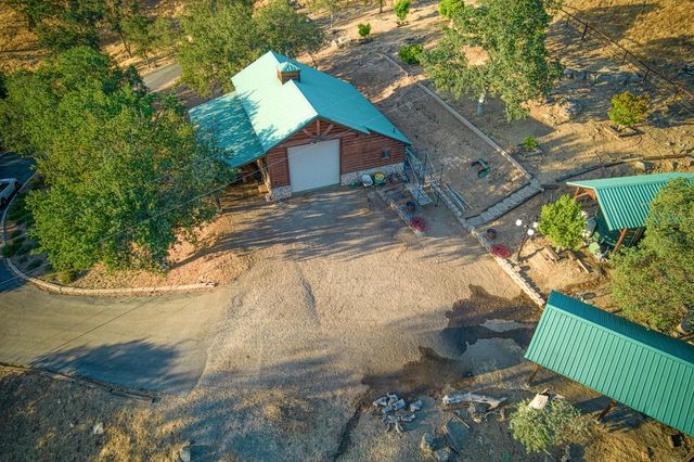 12755 Rusty Spur Lane, Clovis, CA 93619