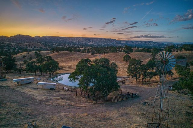 12755 Rusty Spur Lane, Clovis, CA 93619