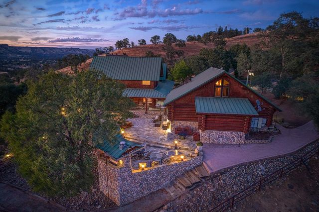 12755 Rusty Spur Lane, Clovis, CA 93619