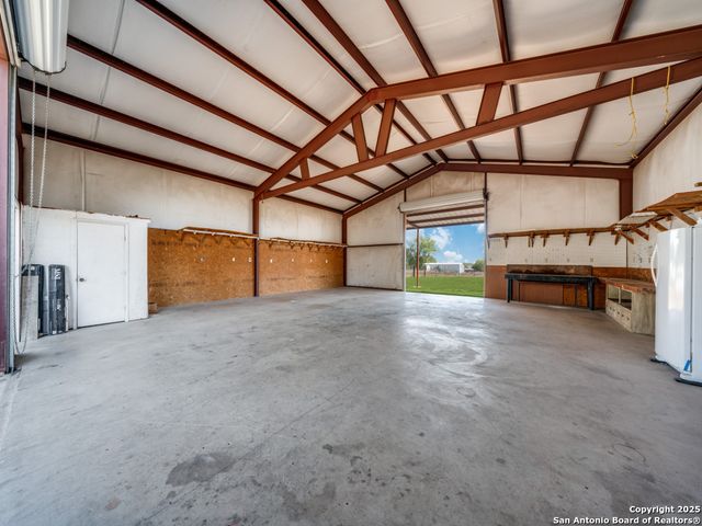 433 W klein, New Braunfels, TX 78130