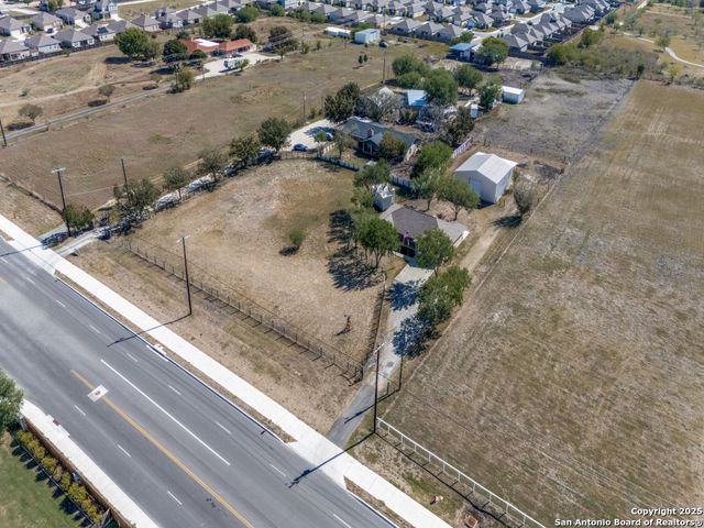 433 W klein, New Braunfels, TX 78130