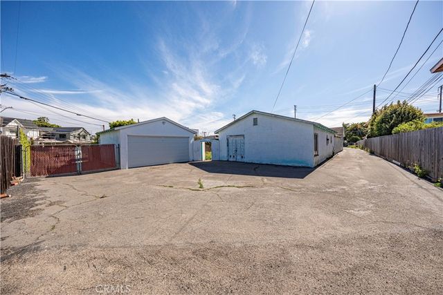 2235 Canyon, Costa Mesa, CA 92627