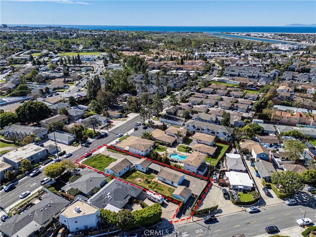 2235 Canyon, Costa Mesa, CA 92627