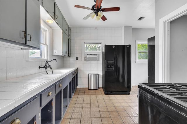 1640 W Alabama Street, Houston, TX 77006