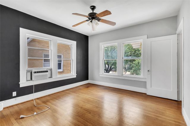 1640 W Alabama Street, Houston, TX 77006