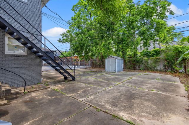1640 W Alabama Street, Houston, TX 77006