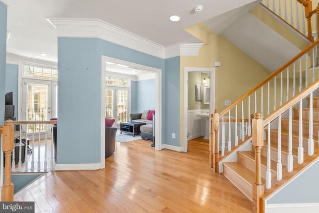 610 BATTERY TER NE, Leesburg, VA 20176