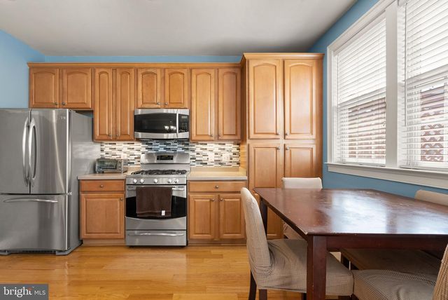 610 BATTERY TER NE, Leesburg, VA 20176