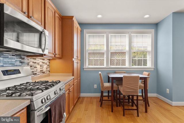 610 BATTERY TER NE, Leesburg, VA 20176
