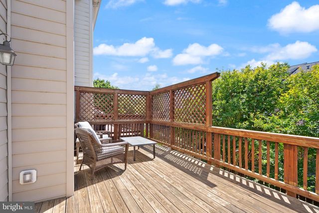 610 BATTERY TER NE, Leesburg, VA 20176