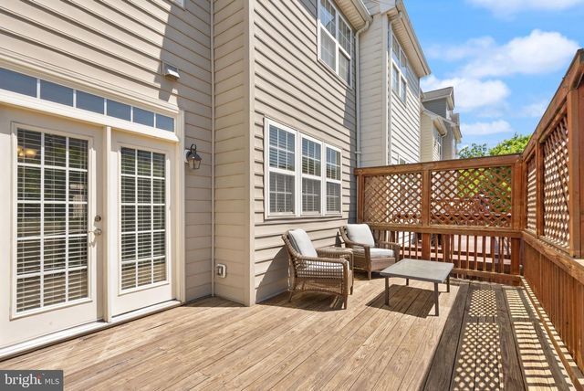610 BATTERY TER NE, Leesburg, VA 20176