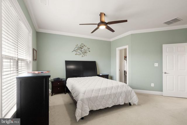 610 BATTERY TER NE, Leesburg, VA 20176