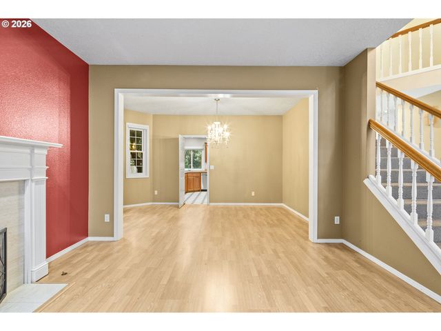 26 GROUSE Ter, Lake Oswego, OR 97035