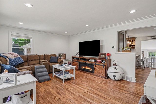 10504 Mary Ann Street, Zeeland, MI 49464