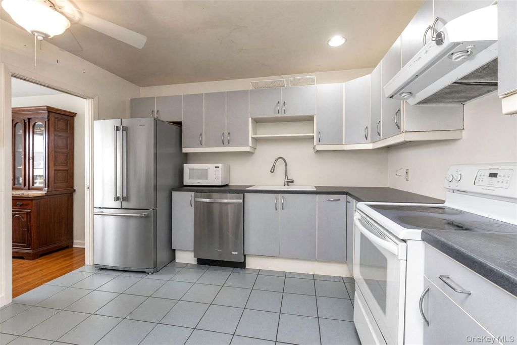 750 Lido Boulevard 73B, Lido Beach, NY 11561 — photo 2