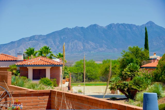 1477 W Prestwick Drive, Green Valley, AZ 85622