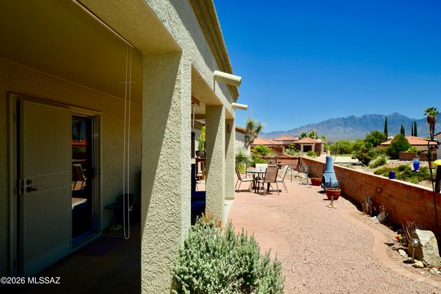 1477 W Prestwick Drive, Green Valley, AZ 85622
