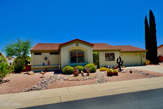 1477 W Prestwick Drive, Green Valley, AZ 85622