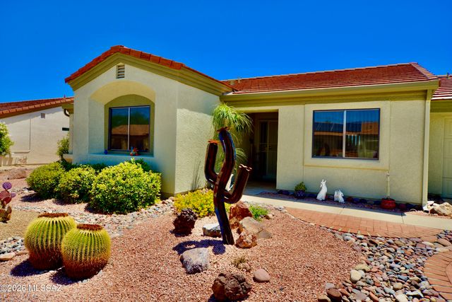 1477 W Prestwick Drive, Green Valley, AZ 85622