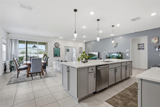 1901 EVERSON STREET, Bradenton, FL 34208