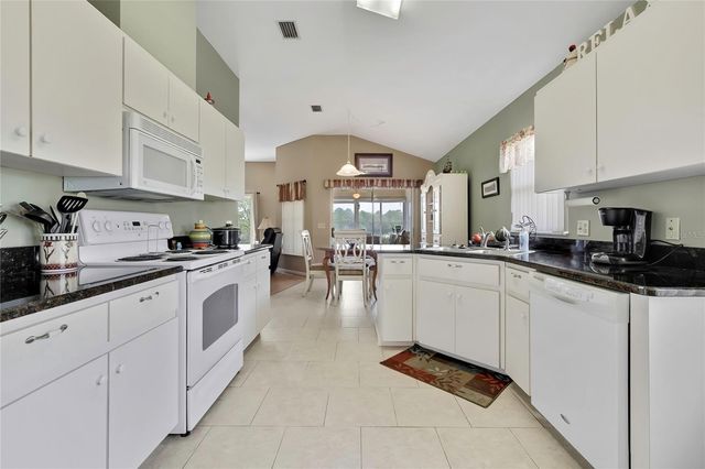547 W HILLWOOD PATH, Beverly Hills, FL 34465