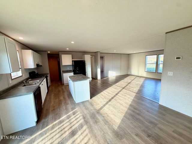 1482 Howell River Road Rd, Rutledge, TN 37861