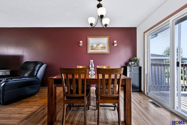 5324 W St Paul Avenue, Lincoln, NE 68524