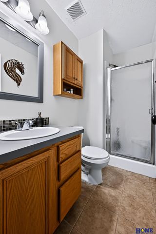 5324 W St Paul Avenue, Lincoln, NE 68524