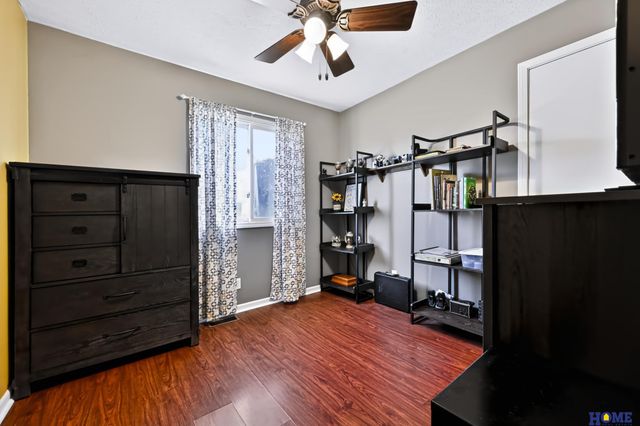 5324 W St Paul Avenue, Lincoln, NE 68524