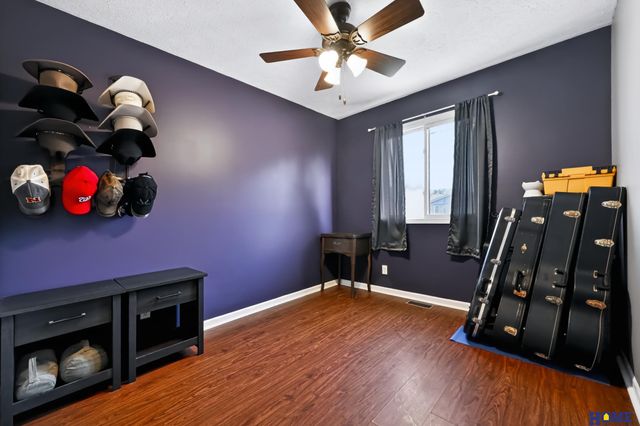 5324 W St Paul Avenue, Lincoln, NE 68524