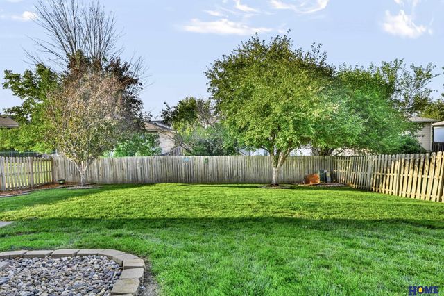 5324 W St Paul Avenue, Lincoln, NE 68524