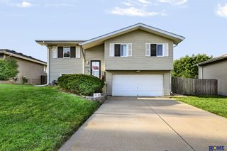 5324 W St Paul Avenue, Lincoln, NE 68524