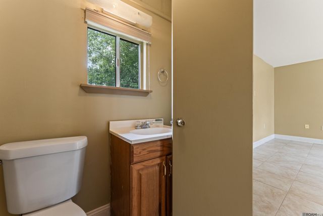 5431 Charing Way Ave, Baton Rouge, LA 70817