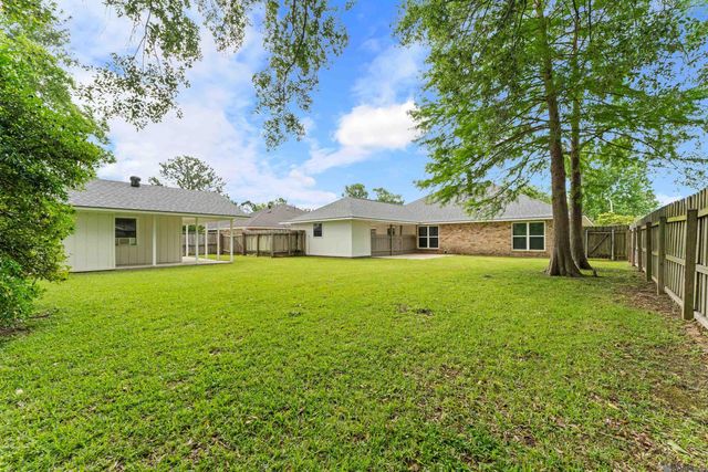 5431 Charing Way Ave, Baton Rouge, LA 70817