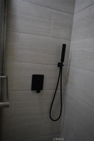 1148 W Civic Center 12, Santa Ana, CA 92703