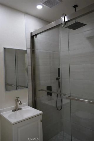 1148 W Civic Center 12, Santa Ana, CA 92703
