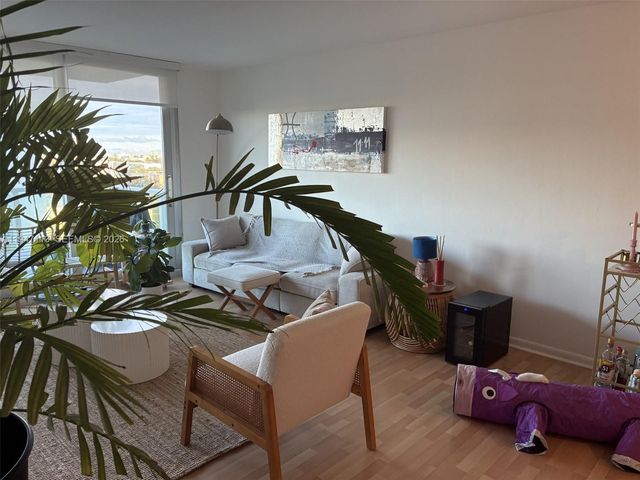 1000 West Ave 709, Miami Beach, FL 33139