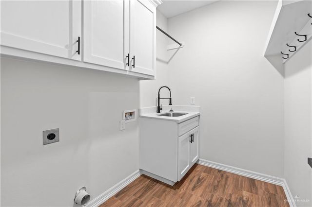 2802 Stone Oak Drive, Weslaco, TX 78599